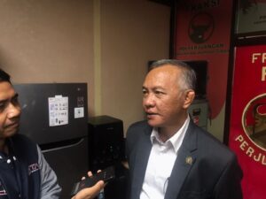 Samsun Pertanyakan Wacana Gubernur tentang Pemberian Dana Pensiunan Anggota Dewan