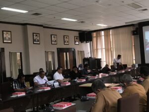 Alat Berat dan Nomor Kendaraan Luar Kaltim Jadi Pembahasan Pansus PDRD dalam RDP