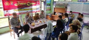 Kapolsek Sungai Kunjang Tampung Keluhan Masyarakat dalam Agenda Jumat Curhat