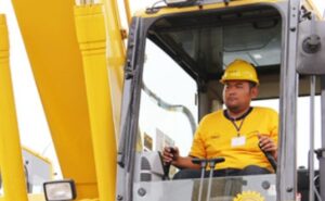 Distransnaker Gandeng PT BUMA Berikan Pelatihan Basic Operator untuk 30 Pemuda Kukar