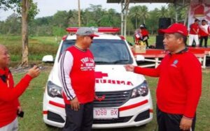 Pemkab Kukar Bantu Lima Mobil Ambulans ke Kelurahan dan Desa di Tenggarong