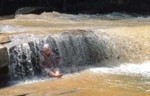 Wisata Air Terjun di Hutan Kukar, Tantangan dan Keindahan yang Menanti