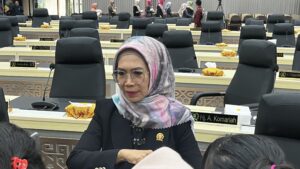 Puji Sampaikan Laporan Akhir Ranperda PUG dalam Rapat Paripurna