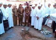 Pemkot Samarinda Lakukan Peletakan Batu Pertama Pembangunan Pondok Pesantren Yayasan Barokah Sekumpul Tunggal