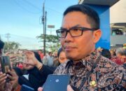 Terdampak Kebakaran, Andi Harun Berikan Bantuan kepada Warga Kelurahan Tenun