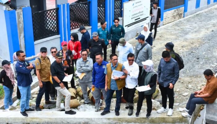 Pastikan Kualitas Proyek, DPRD Kaltim Tinjau Pembangunan Jembatan Kuala Samboja