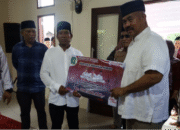 Bupati Kukar Safari Ramadhan ke Loa Kulu, Resmikan Langgar dan Serahkan Bantuan