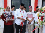 Bupati Kukar Minta Pelayanan Desa Lebih Efisien Usai Resmikan Kantor Loa Raya